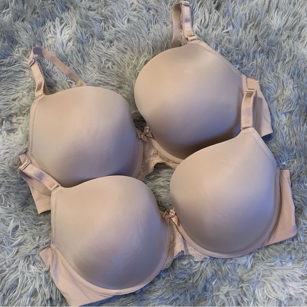 Torrid Curve Set of 2 Push Up T-Shirt Cream Bras